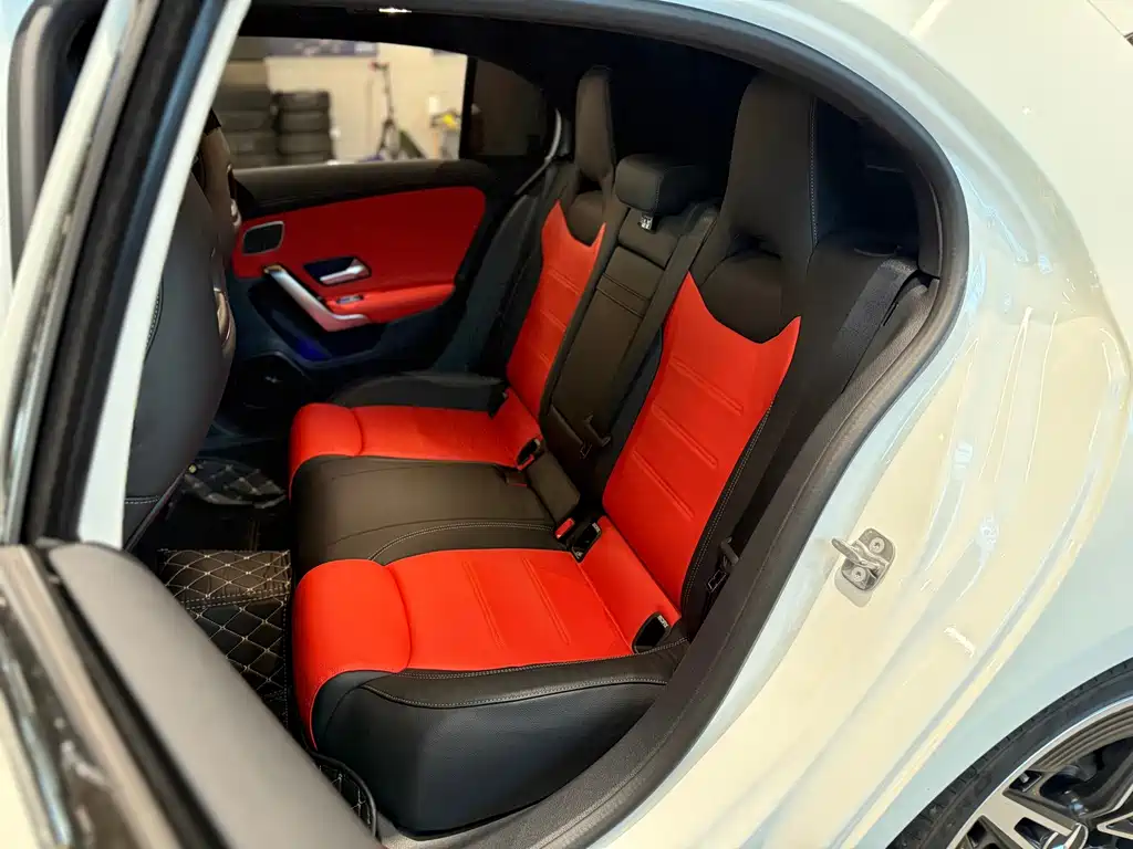 Mercedes-Benz A-Class AMG — фото 17