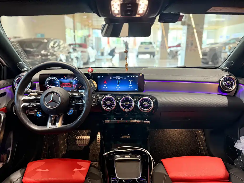 Mercedes-Benz A-Class AMG — фото 9