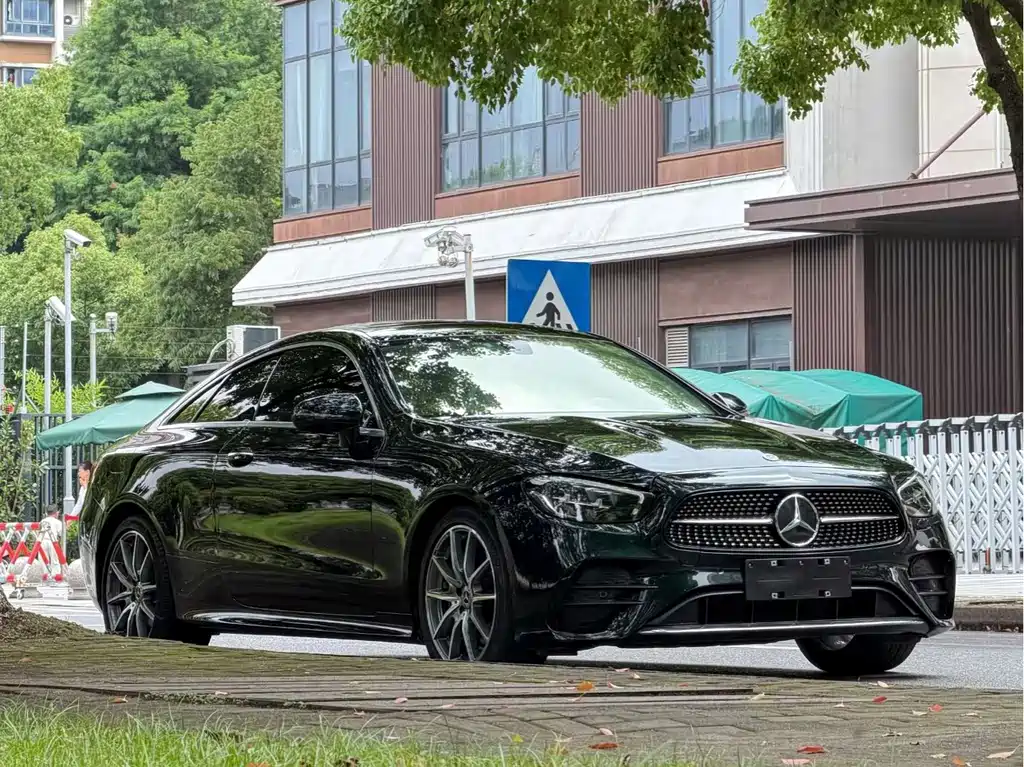Mercedes-Benz E-Class (Import) — фото 3