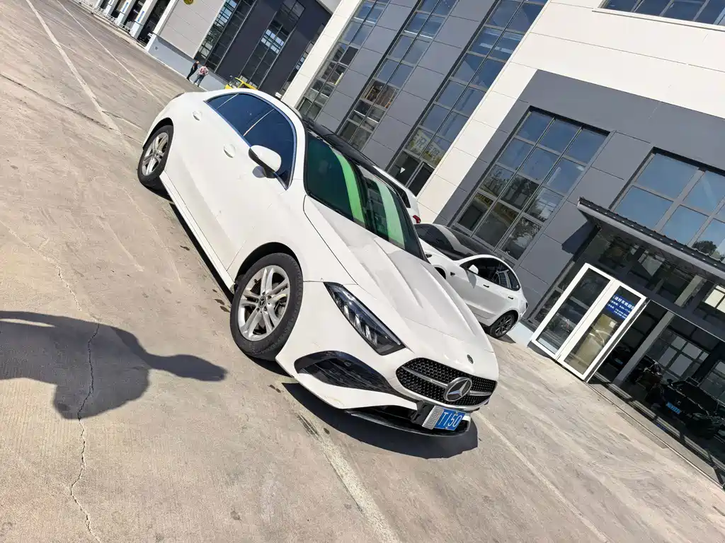Mercedes-Benz A-Class — фото 4