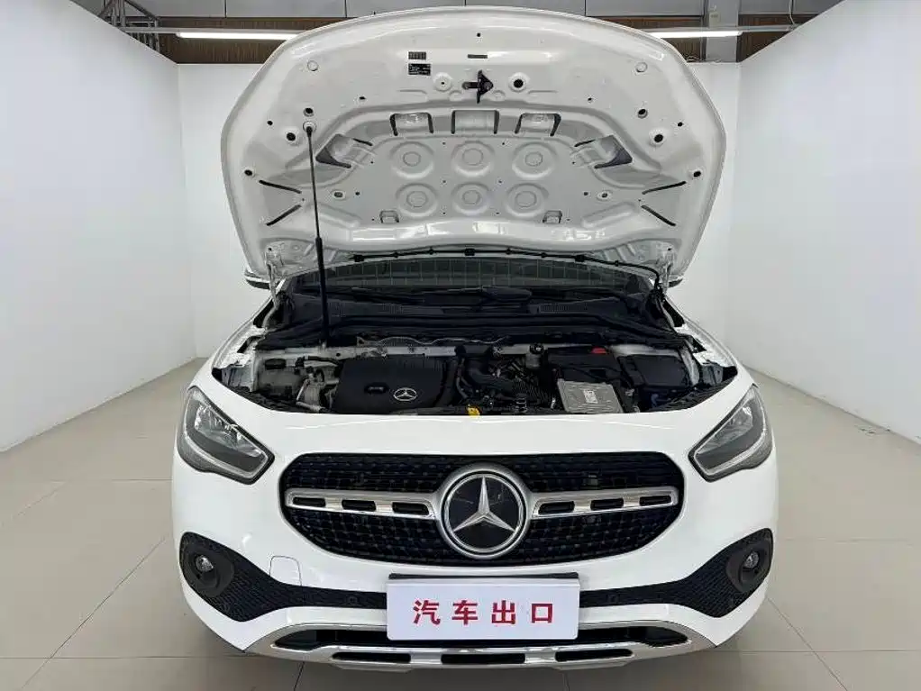 Mercedes-Benz GLA — фото 7