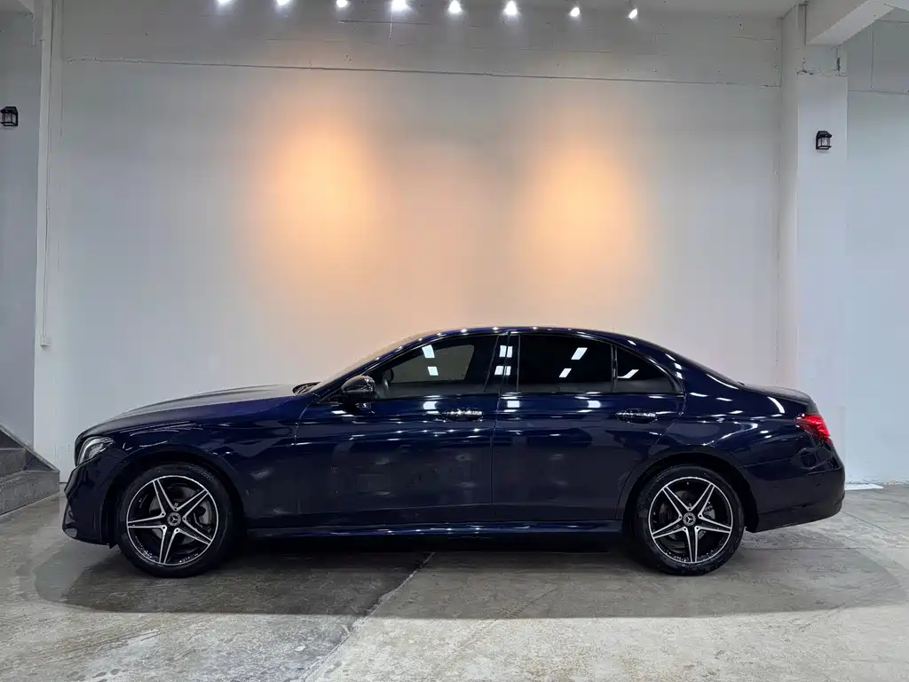 Mercedes-Benz E-Class (Import) — фото 4