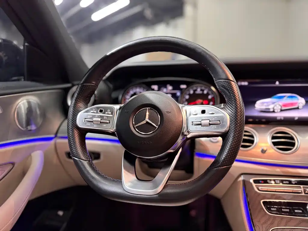 Mercedes-Benz E-Class (Import) — фото 10