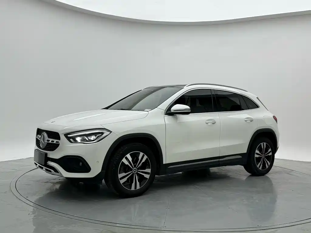 Mercedes-Benz GLA — фото 2