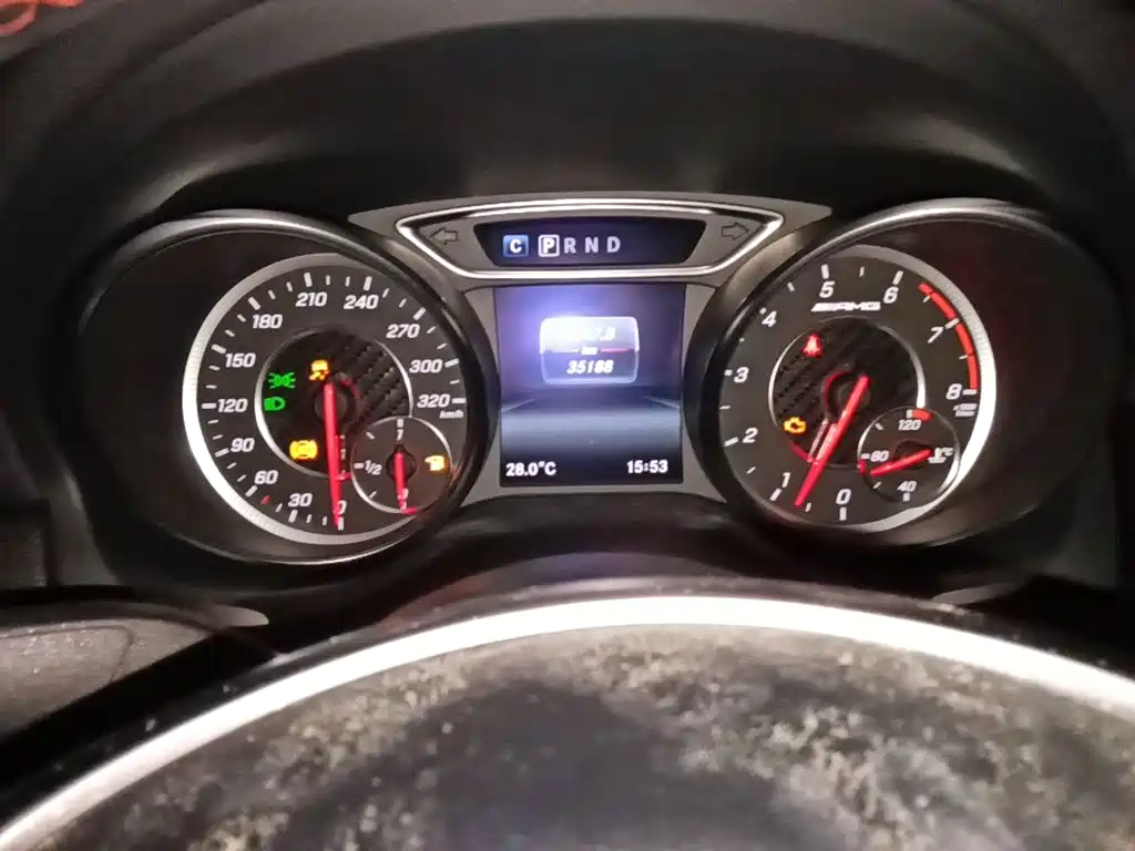 Mercedes-Benz CLA AMG — фото 7
