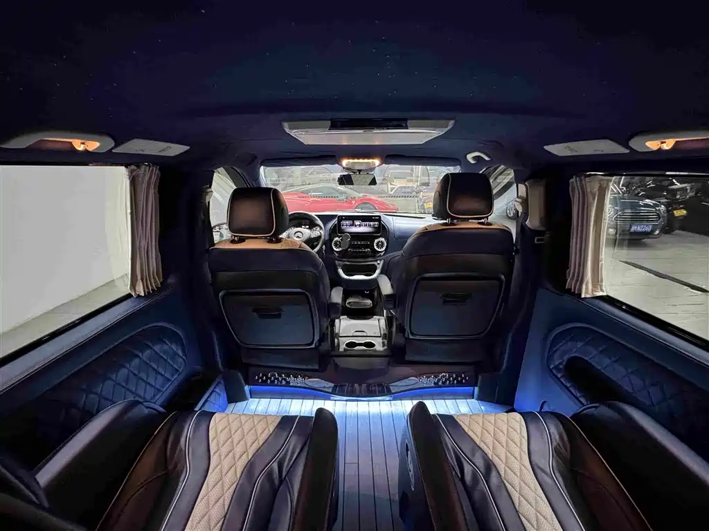 Mercedes-Benz Vito — фото 20