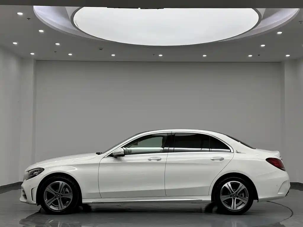 Mercedes-Benz C-Class — фото 3