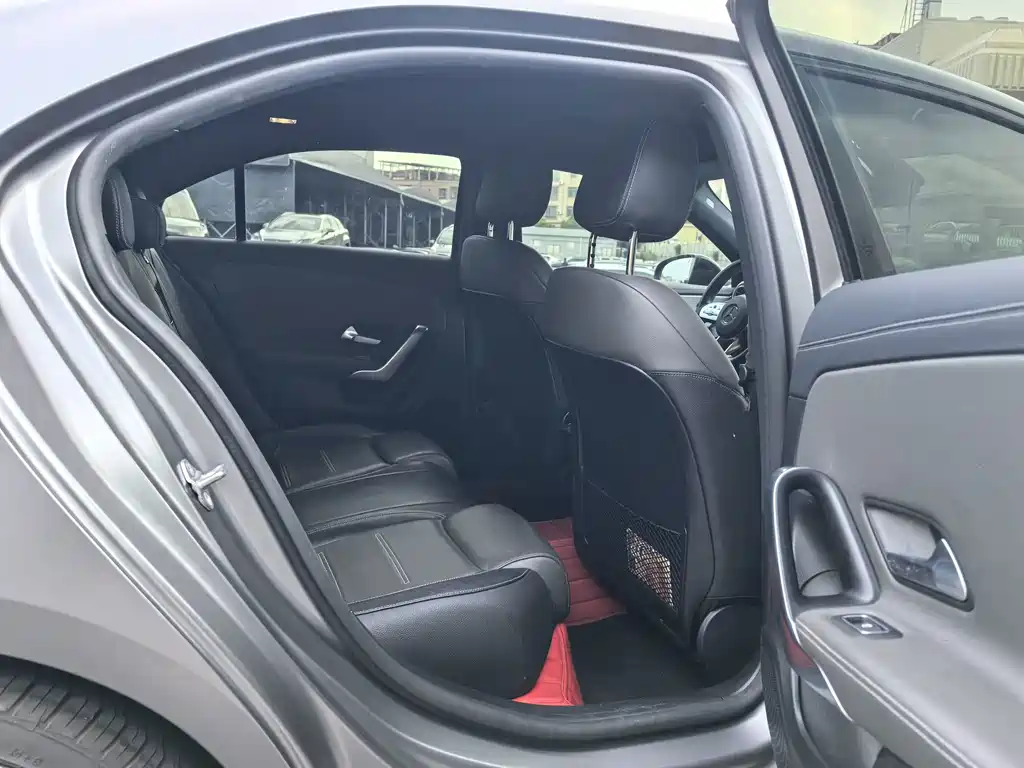 Mercedes-Benz A-Class AMG — фото 15