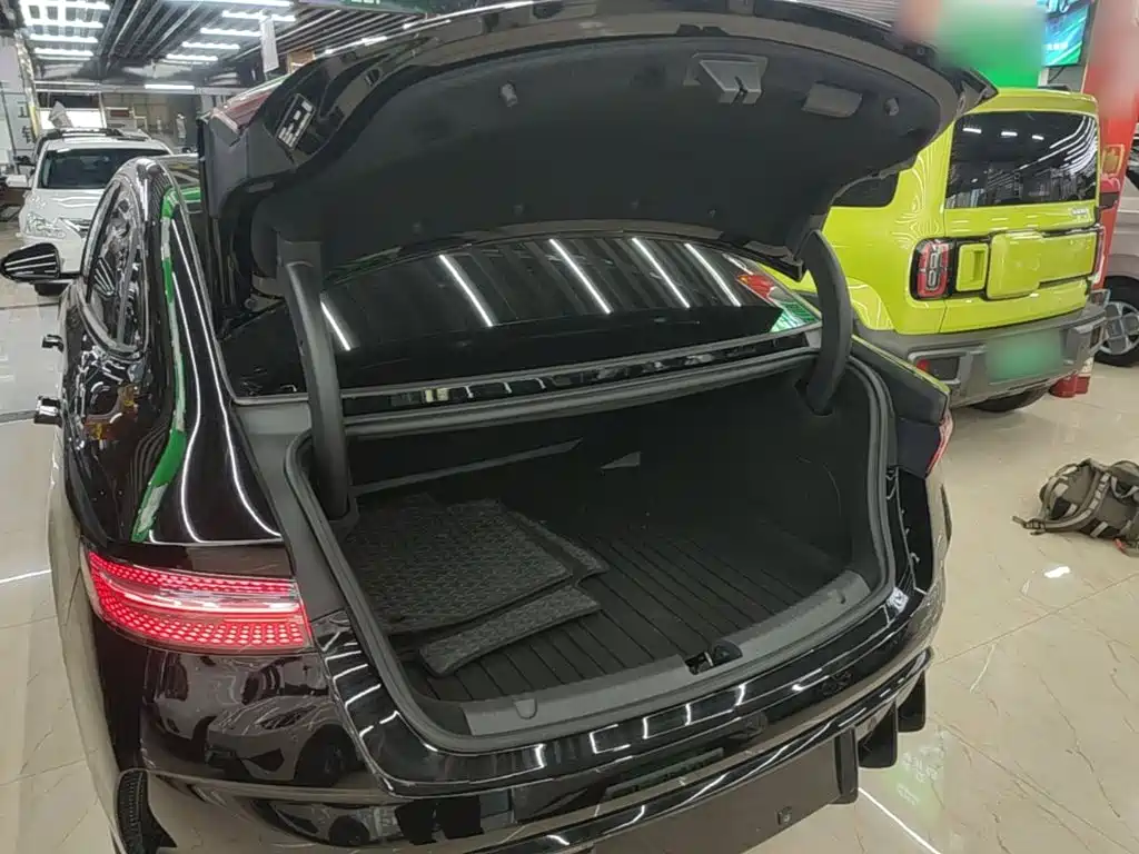 BYD Seal — фото 19