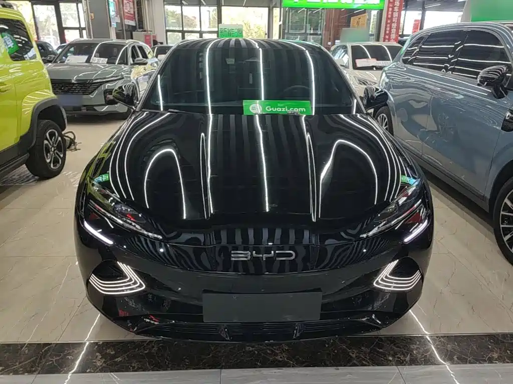 BYD Seal — фото 3