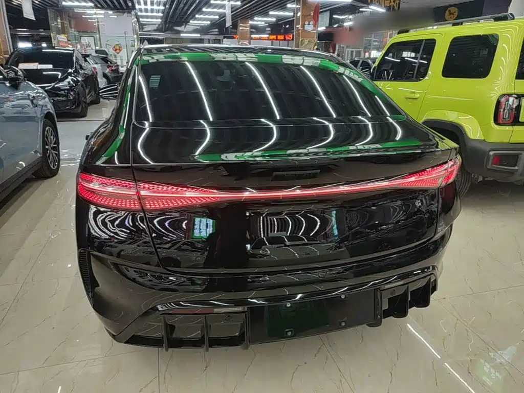 BYD Seal — фото 6