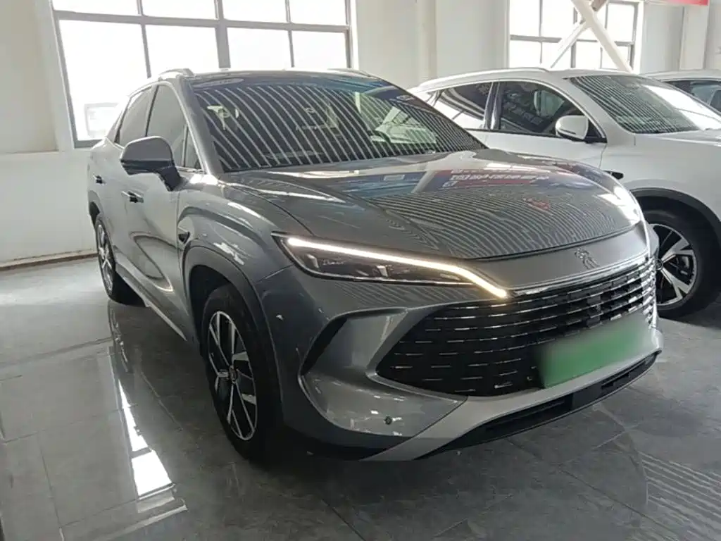 BYD L DM-i — фото 4