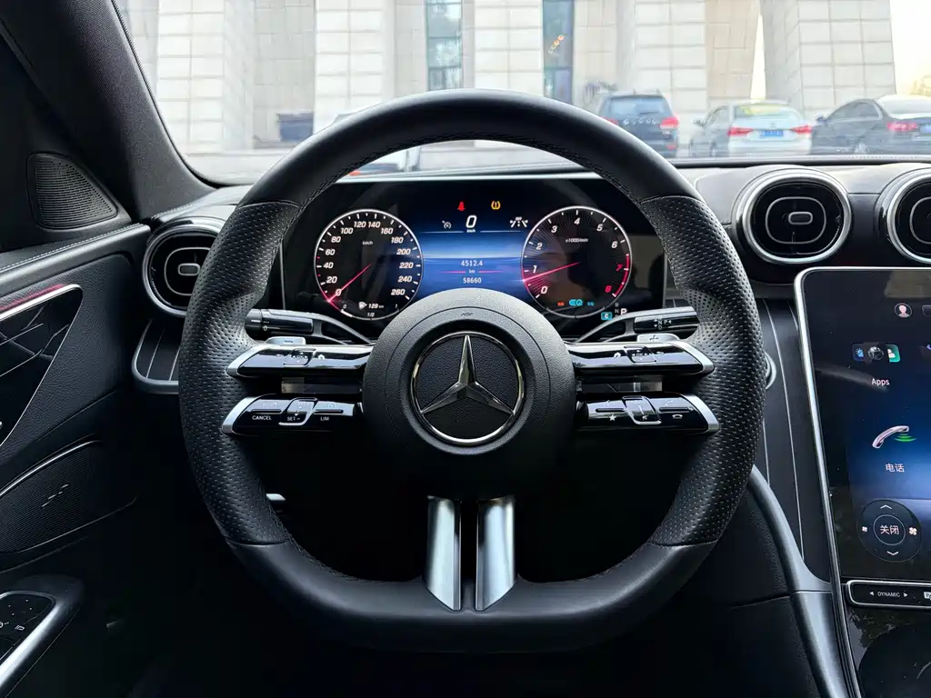 Mercedes-Benz C-Class — фото 10
