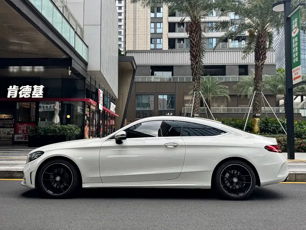 Mercedes-Benz C-Class (Import) — фото 21
