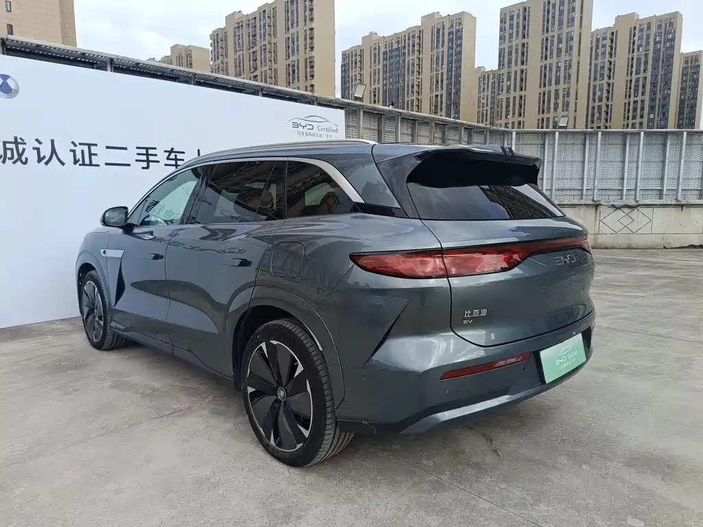BYD Tang L — фото 18