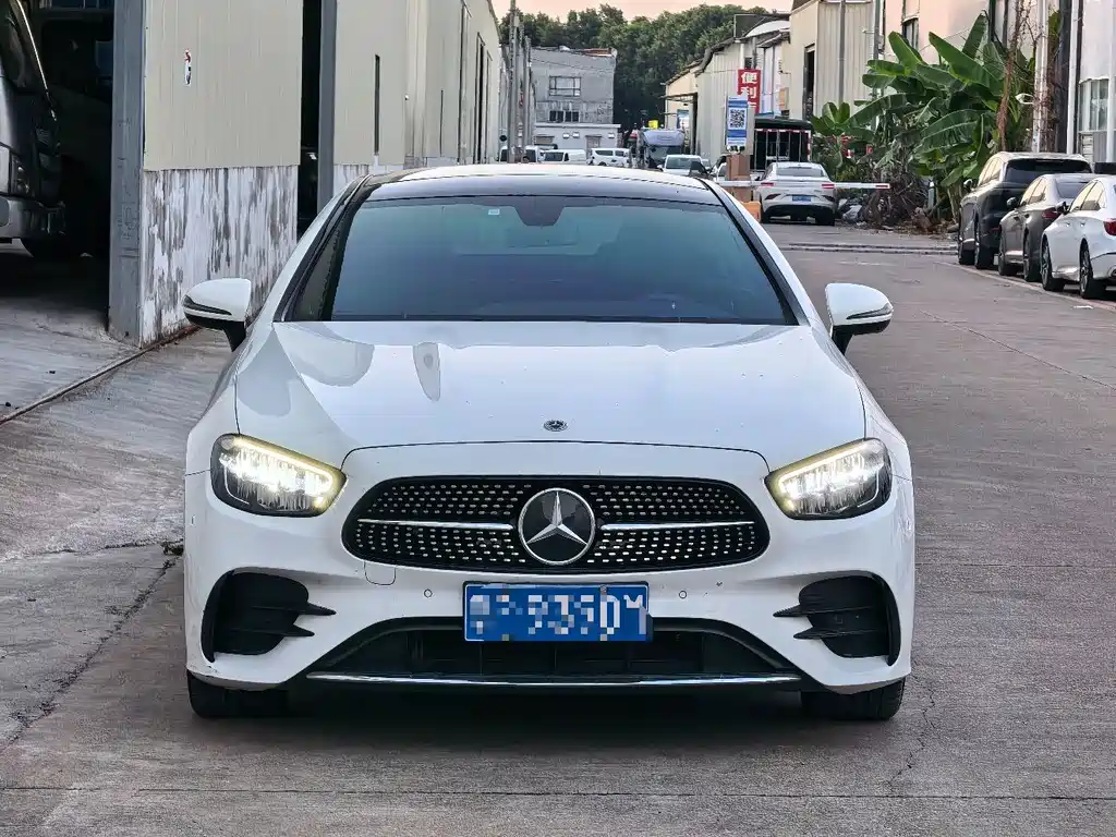Mercedes-Benz E-Class (Import) — фото 3