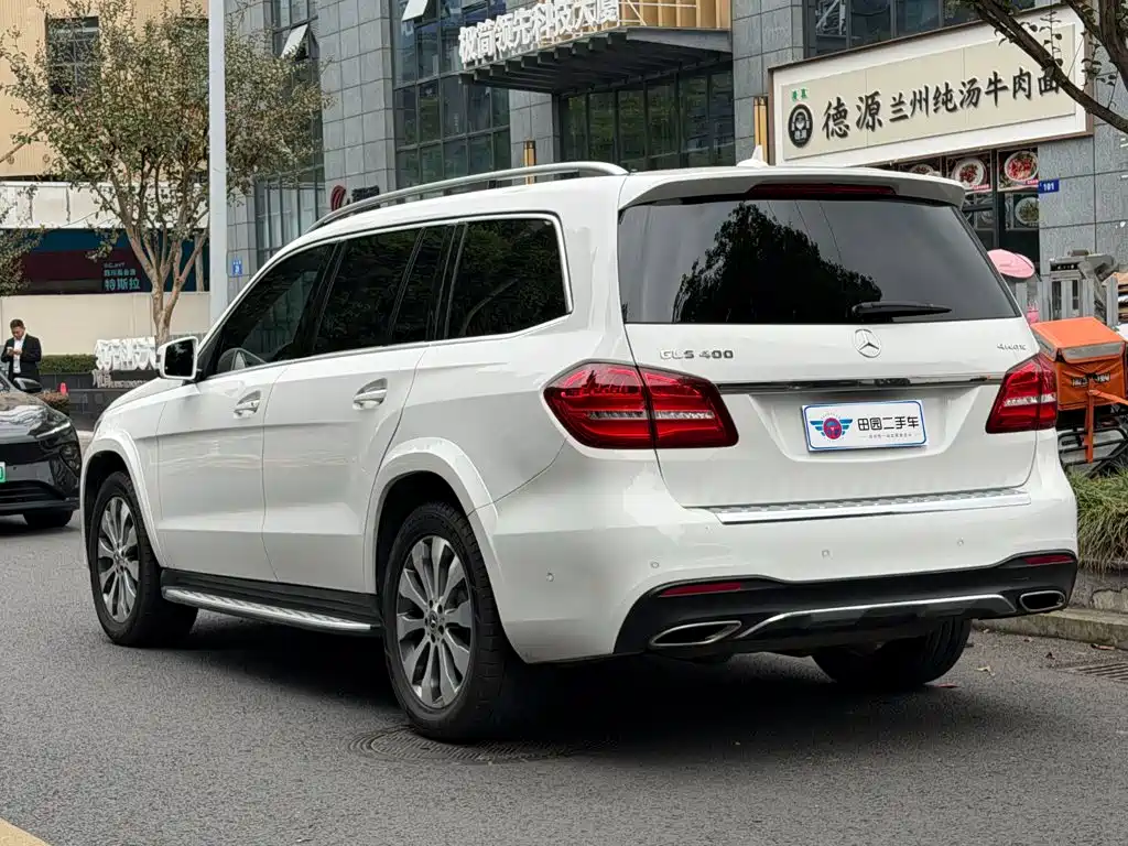 Mercedes-Benz GLS — фото 4