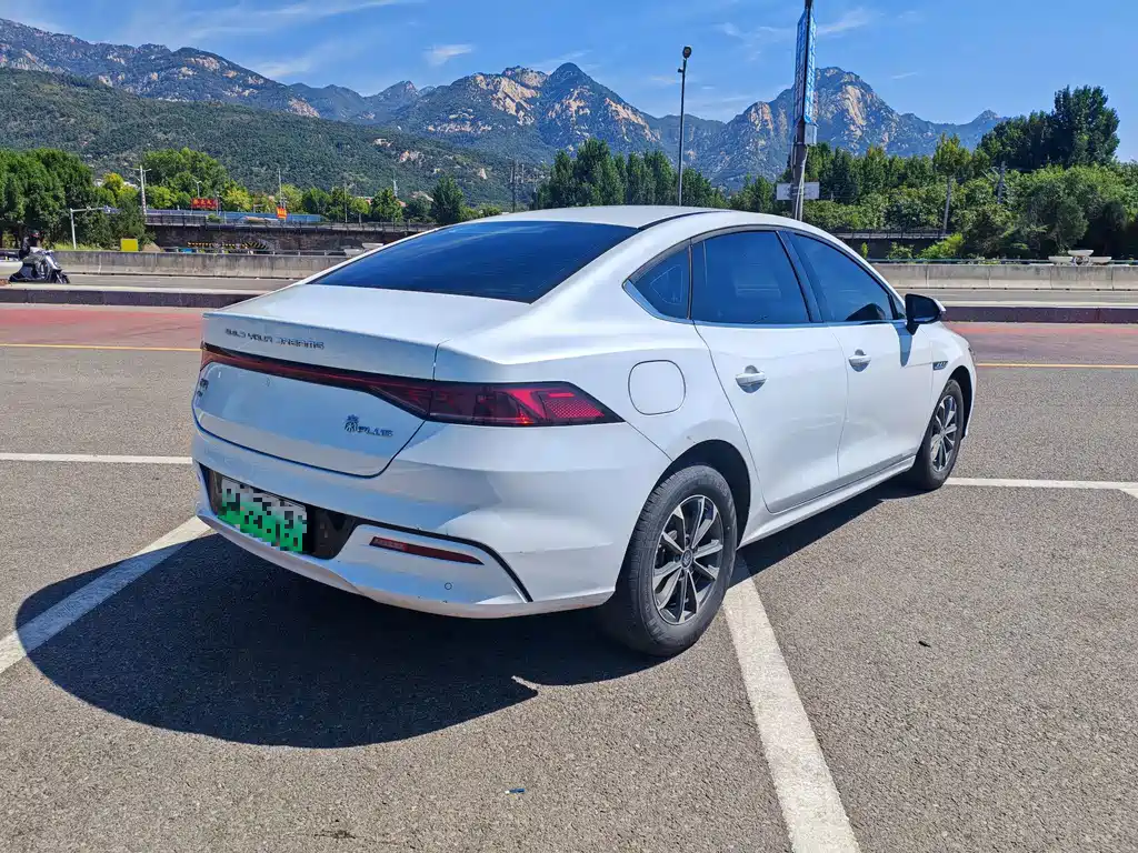 BYD Qin PLUS — фото 9
