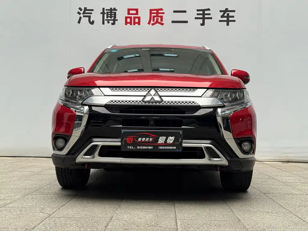 Mitsubishi Outlander — фото 2