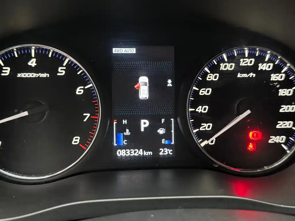 Mitsubishi Outlander — фото 10