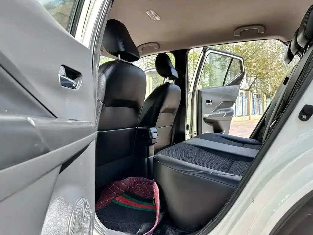 Nissan Kicks — фото 6