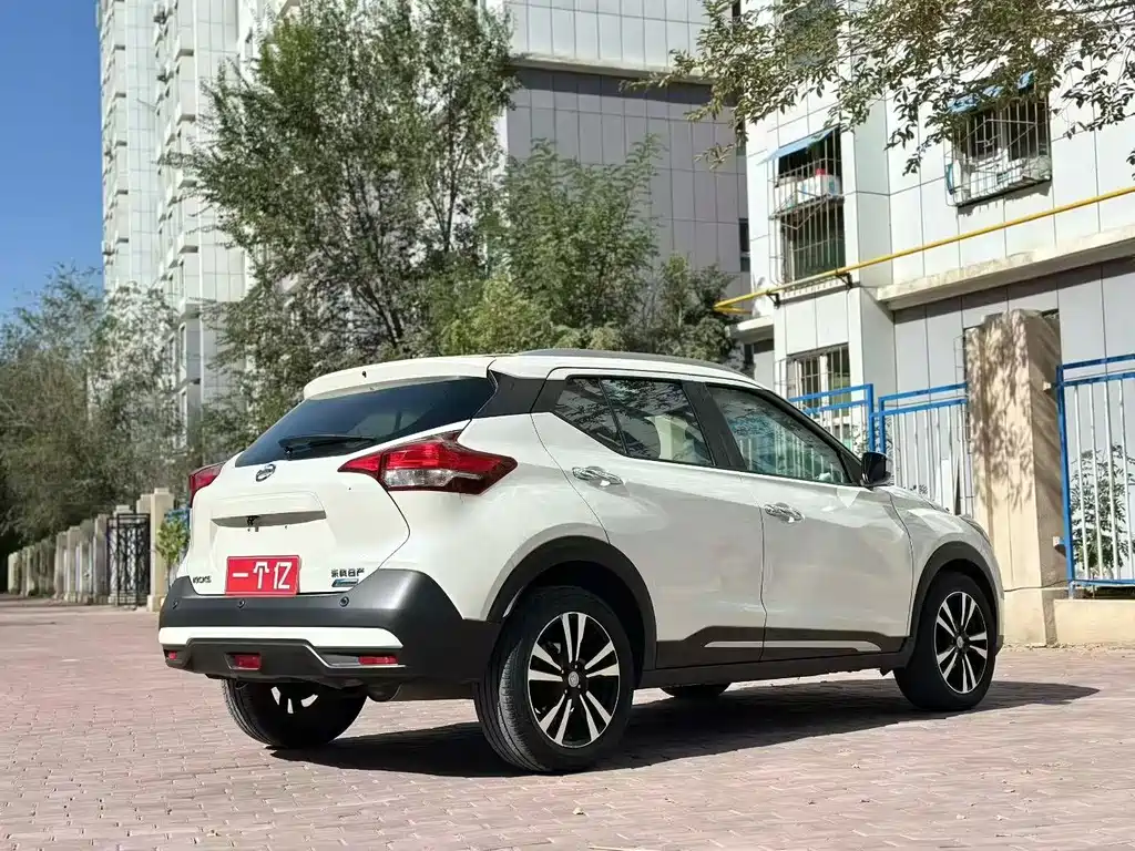 Nissan Kicks — фото 7