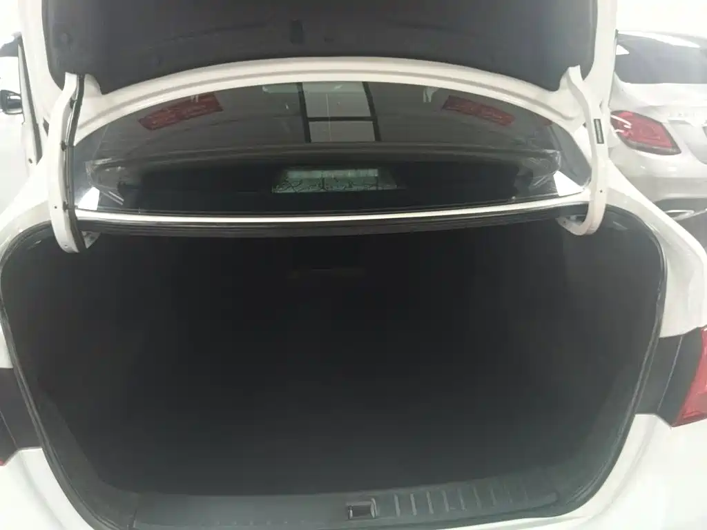 Nissan Sylphy — фото 13