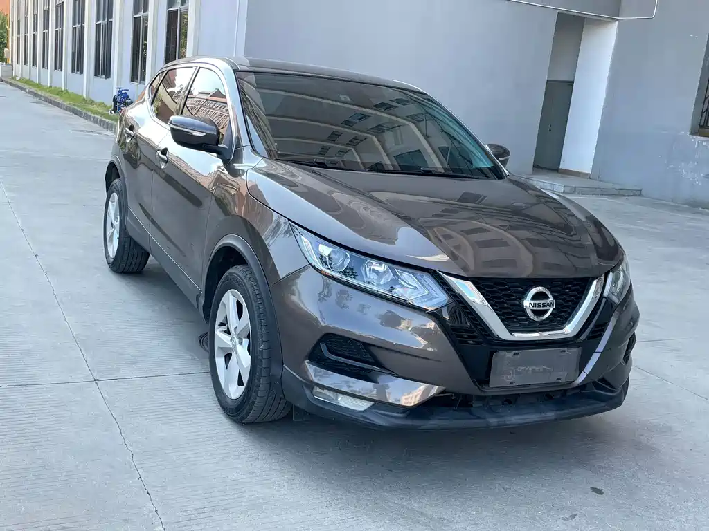 Nissan Qashqai — фото 2