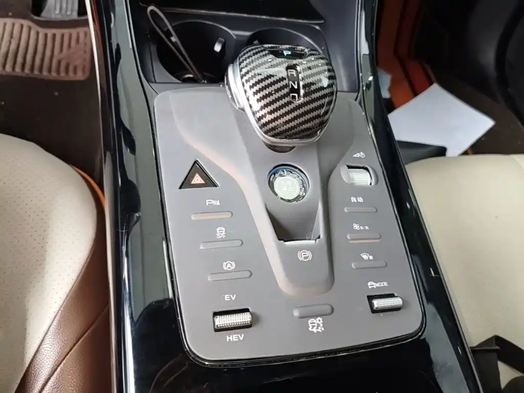 BYD Qin PLUS — фото 14