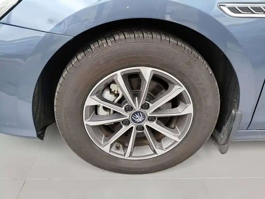 BYD Qin PLUS — фото 23