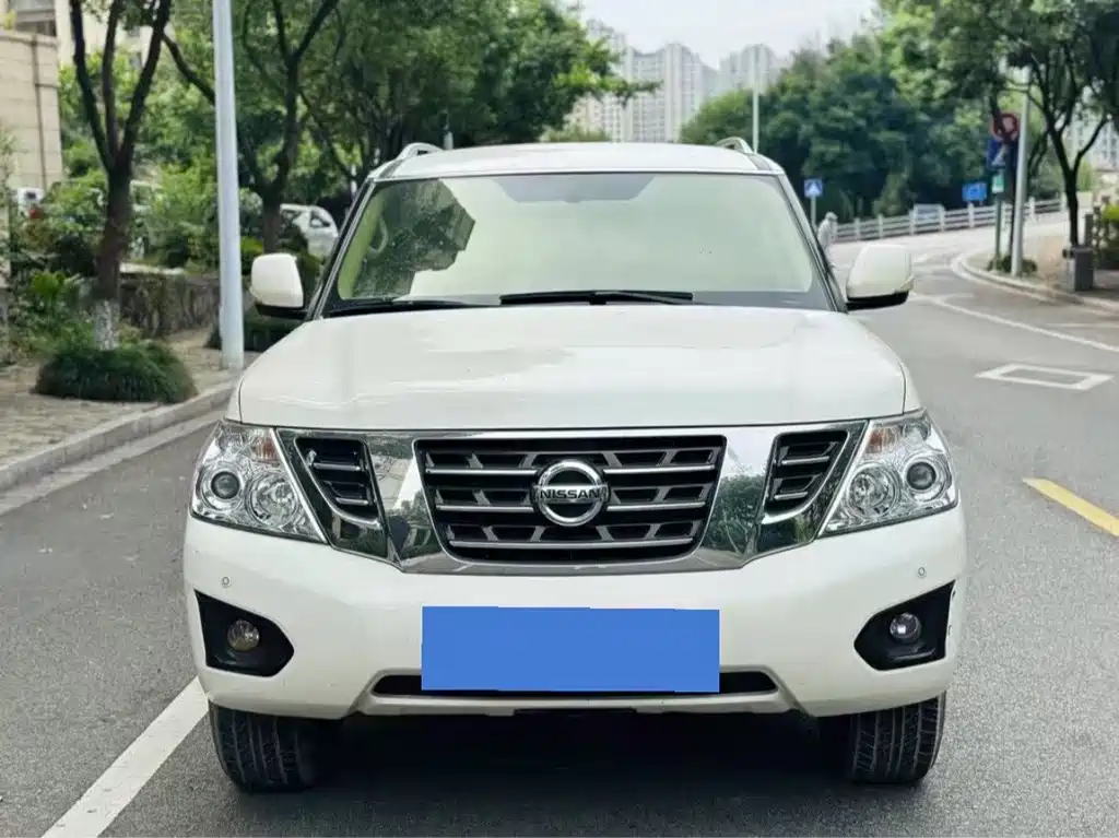 Nissan Patrol — фото 2