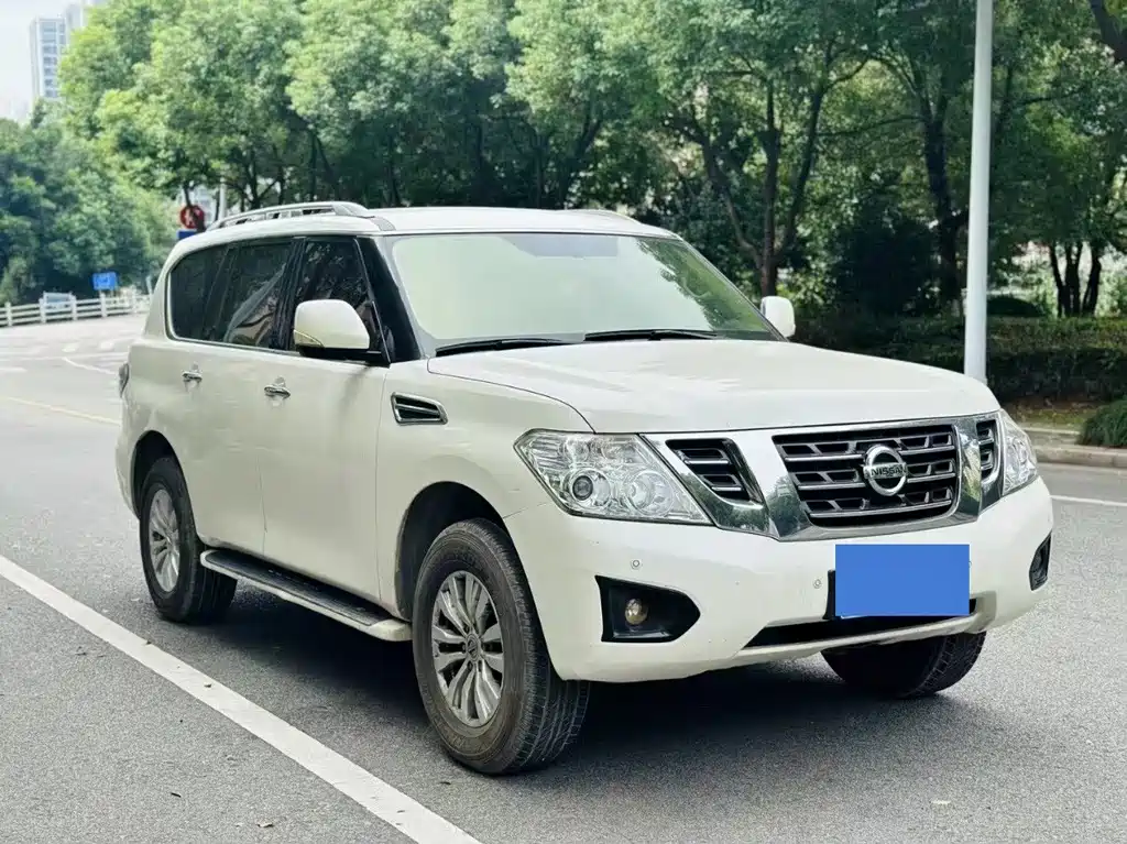 Nissan Patrol — фото 3