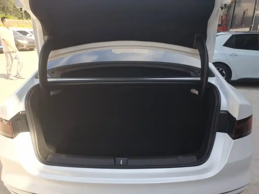 BYD Qin PLUS — фото 19