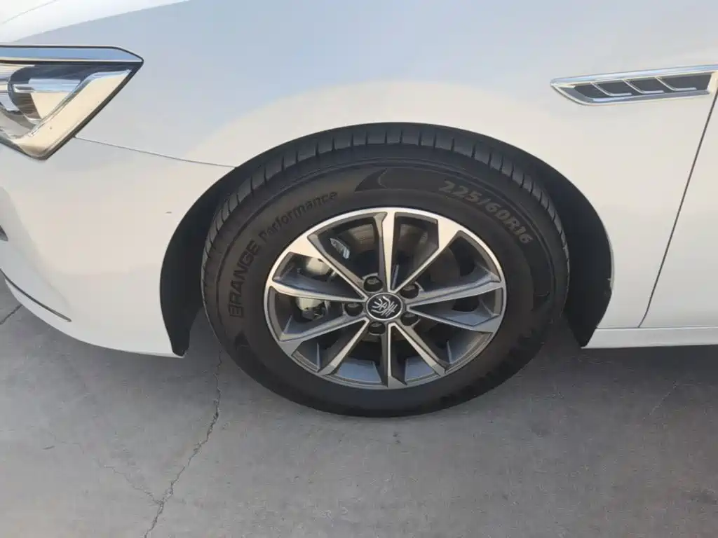 BYD Qin PLUS — фото 23