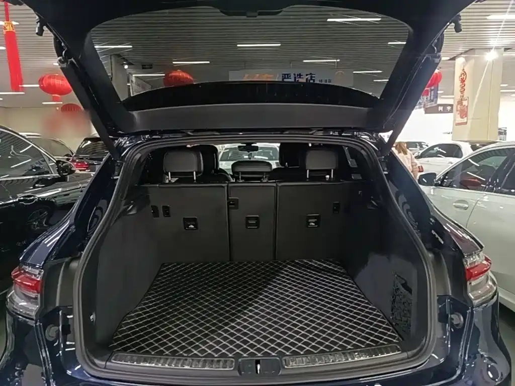 Porsche Macan — фото 18