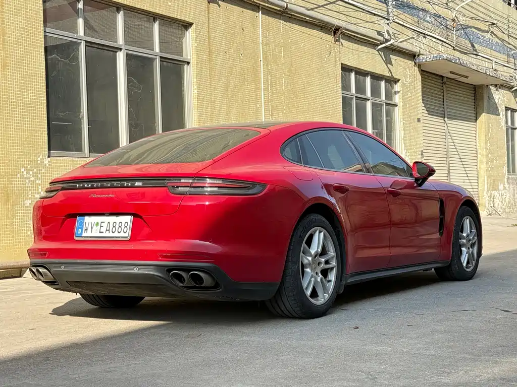 Porsche Panamera — фото 5