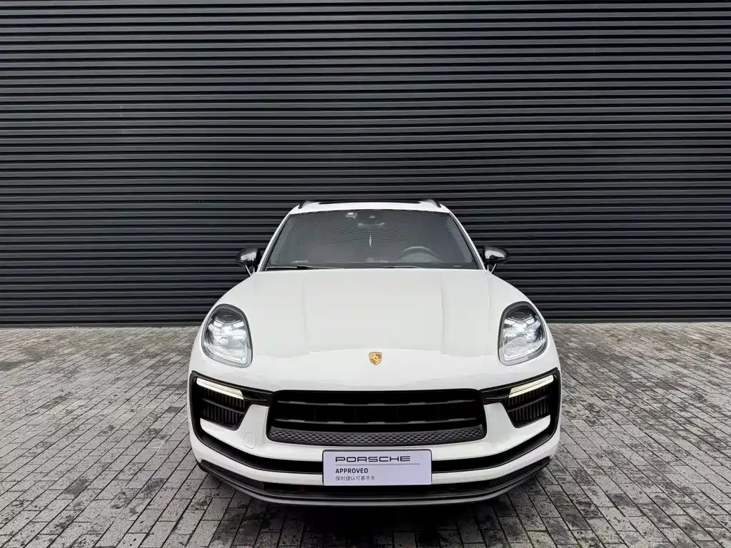 Porsche Macan — фото 13