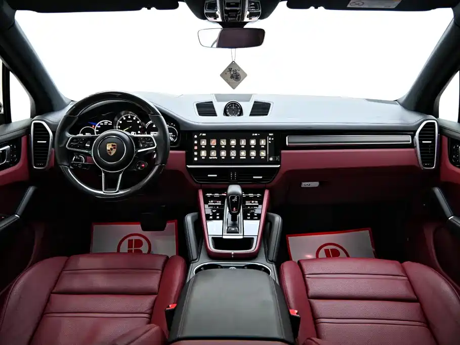 Porsche Cayenne Hybrid — фото 10