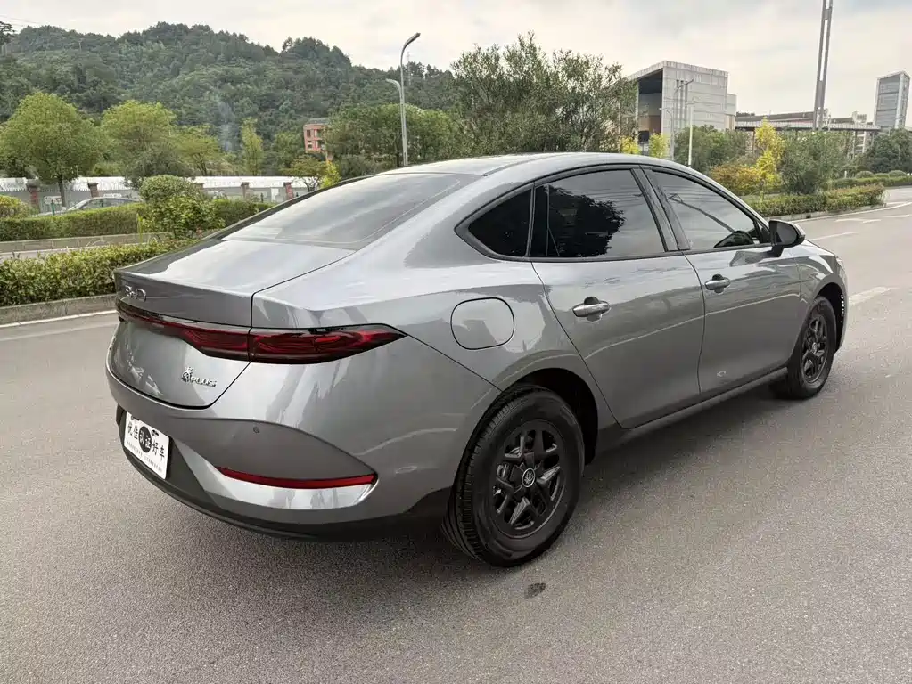 BYD Qin PLUS — фото 12