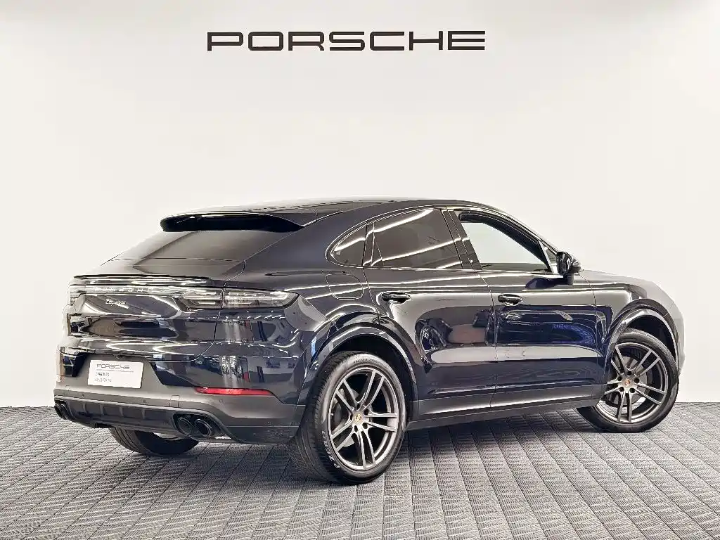 Porsche Cayenne Hybrid — фото 4