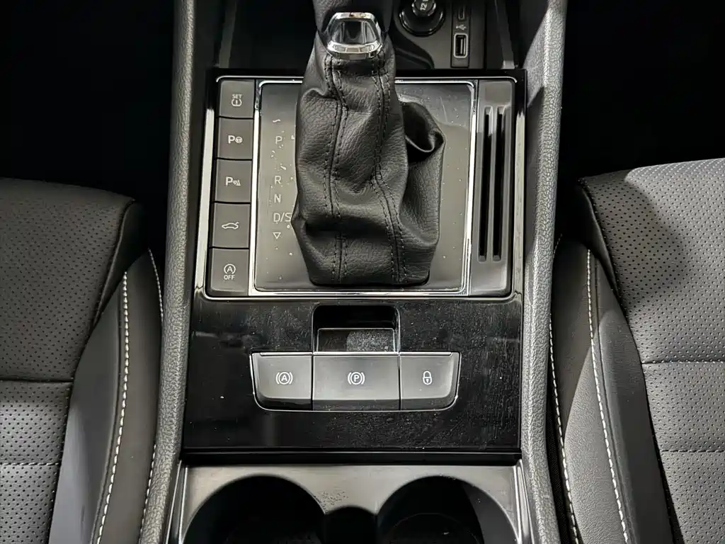 Skoda Superb — фото 14