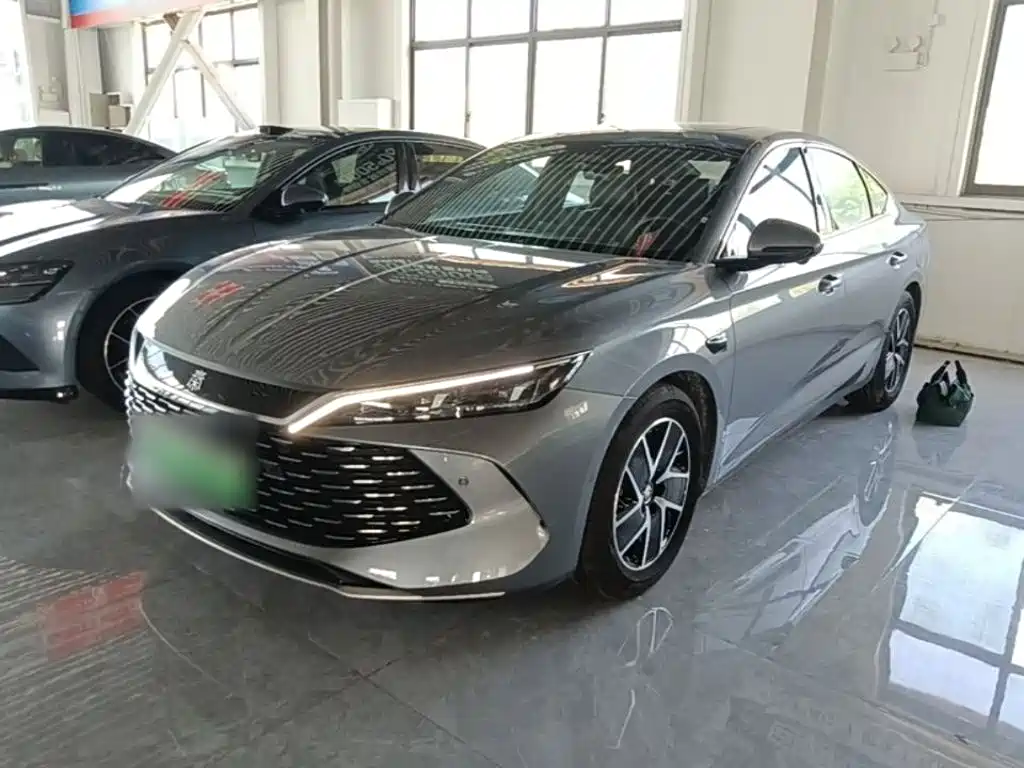 BYD Qin L — фото 2