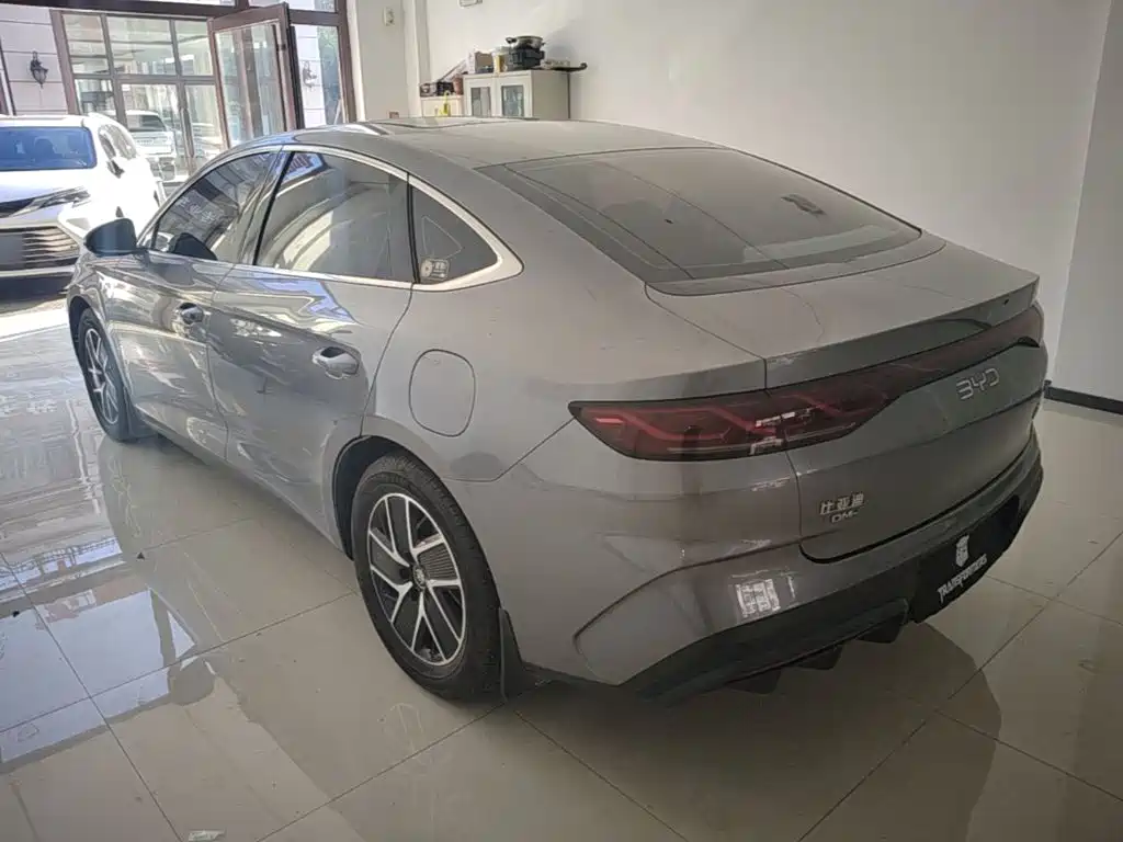 BYD Qin L — фото 5