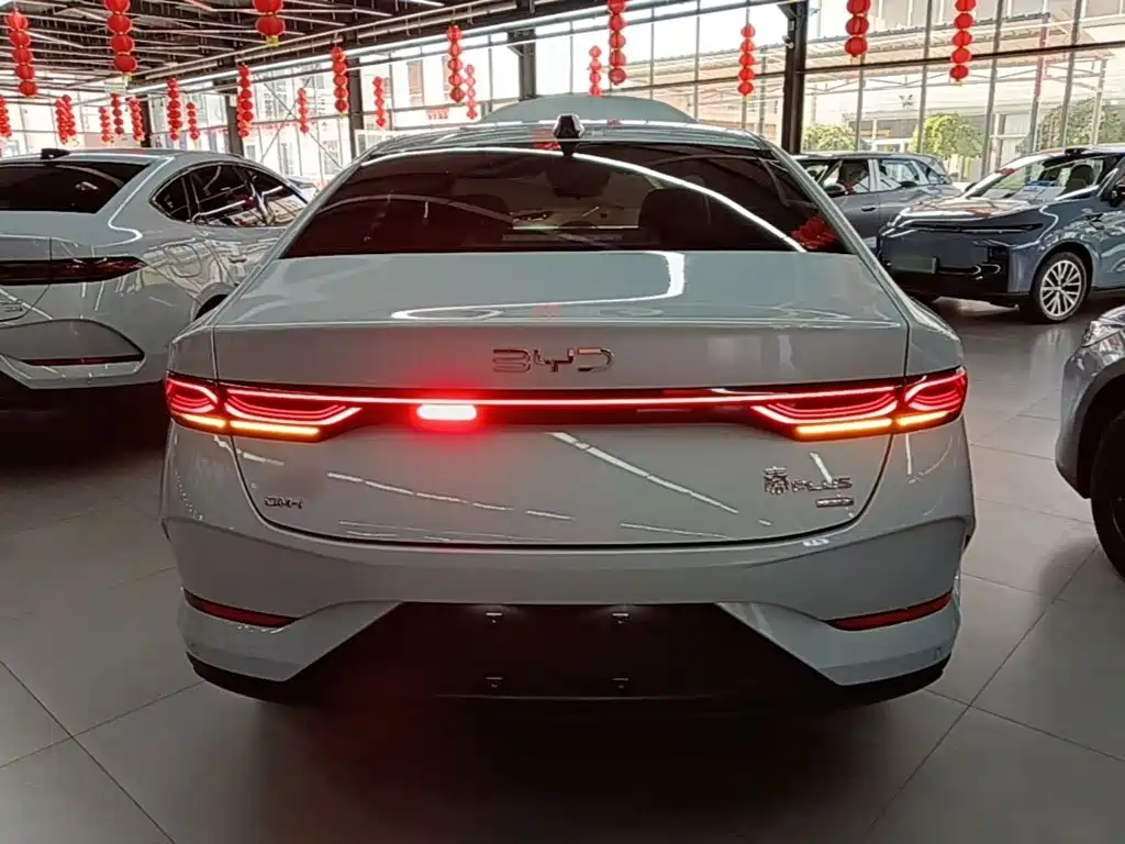 BYD Qin PLUS — фото 6