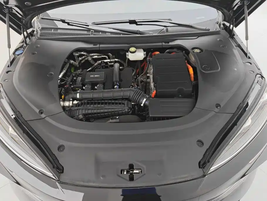 BYD Seal 07 DM-i — фото 10