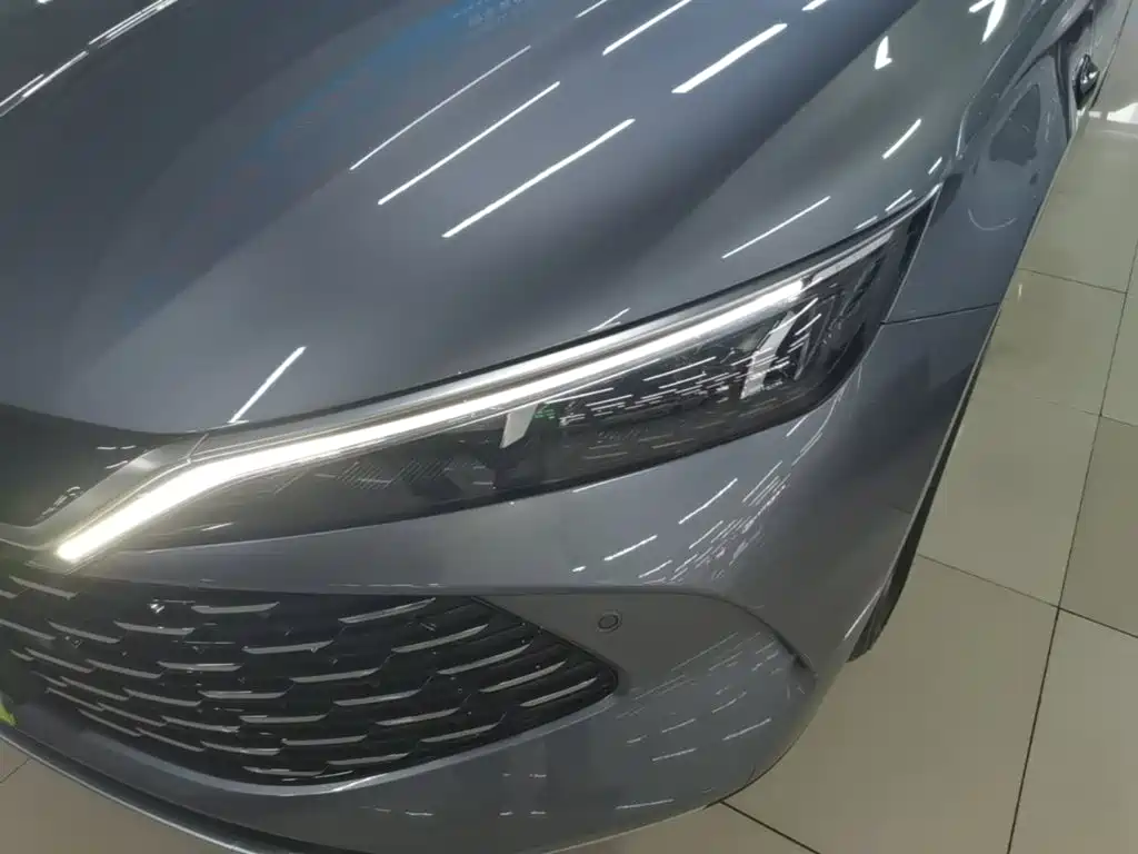 BYD Qin L — фото 18