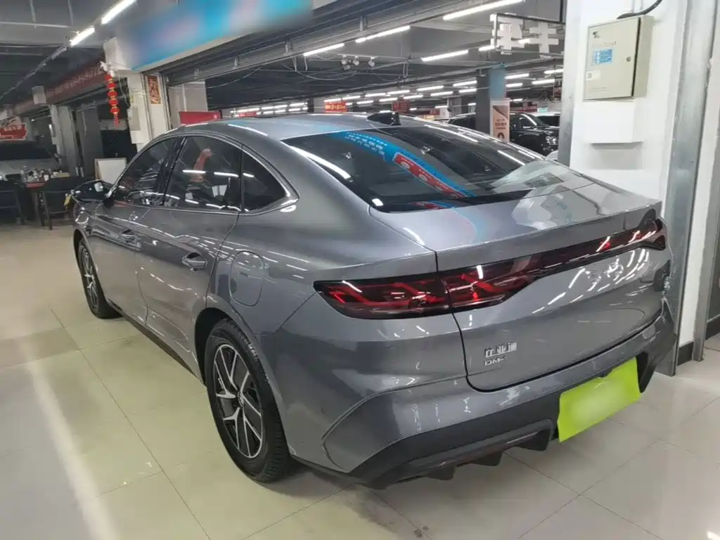BYD Qin L — фото 23
