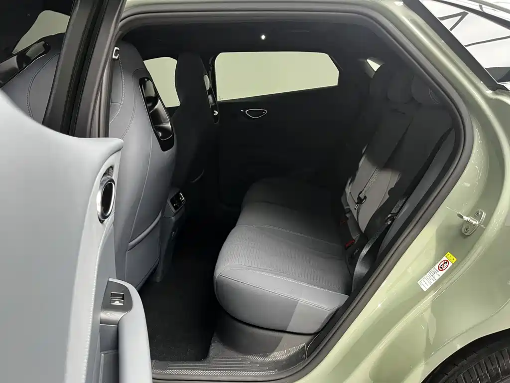 BYD Seal 06GT — фото 13