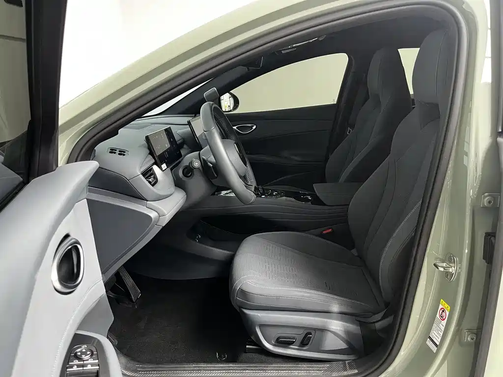 BYD Seal 06GT — фото 6