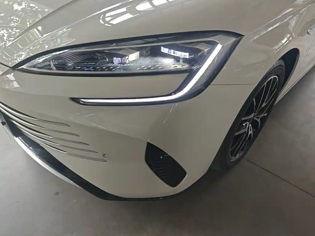 BYD Seal 07 DM-i — фото 18